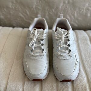 Skechers Women’s Go Run Sneakers 8.5 Wide